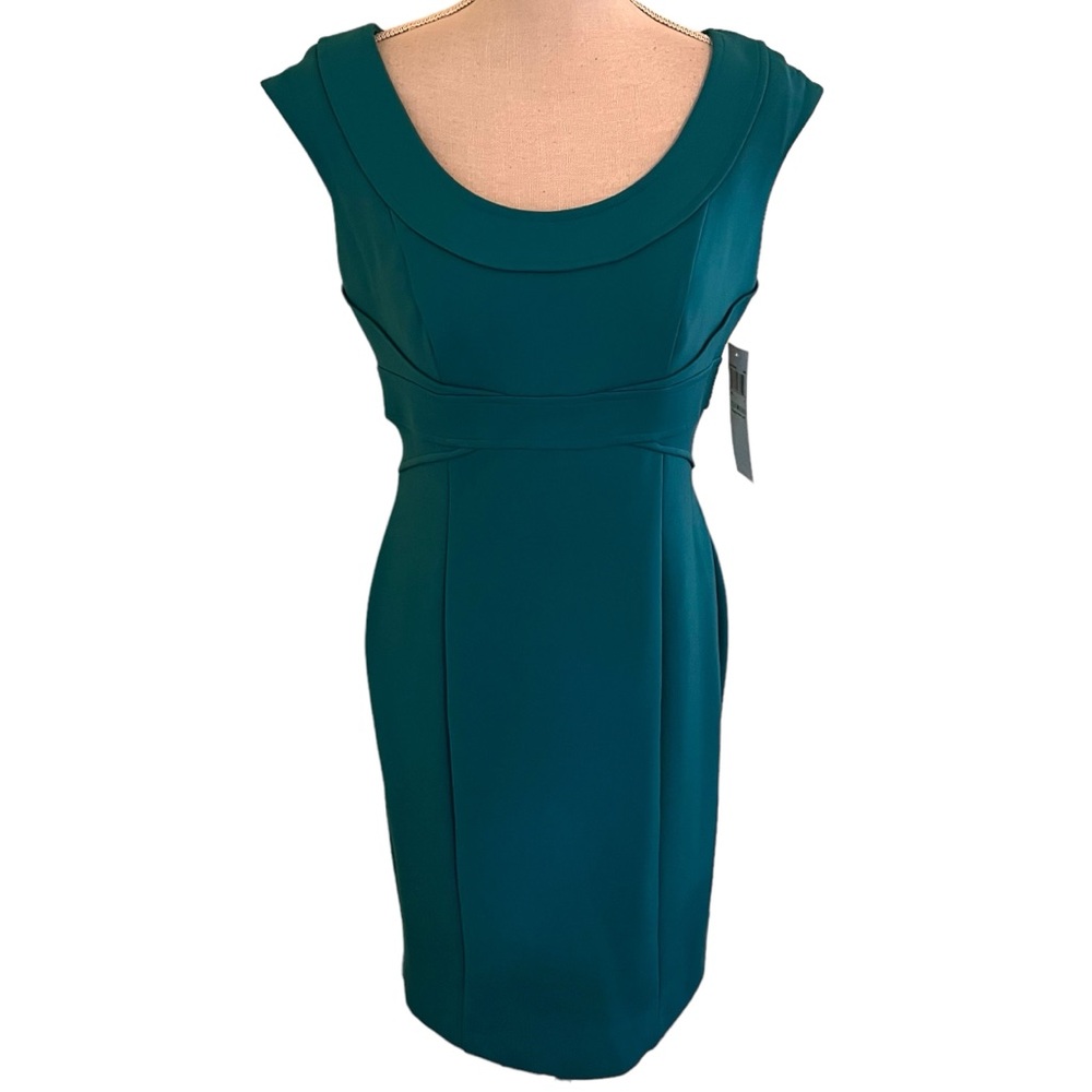 Maggie London Blue Knit Scoop Neck Sheath Dress 8